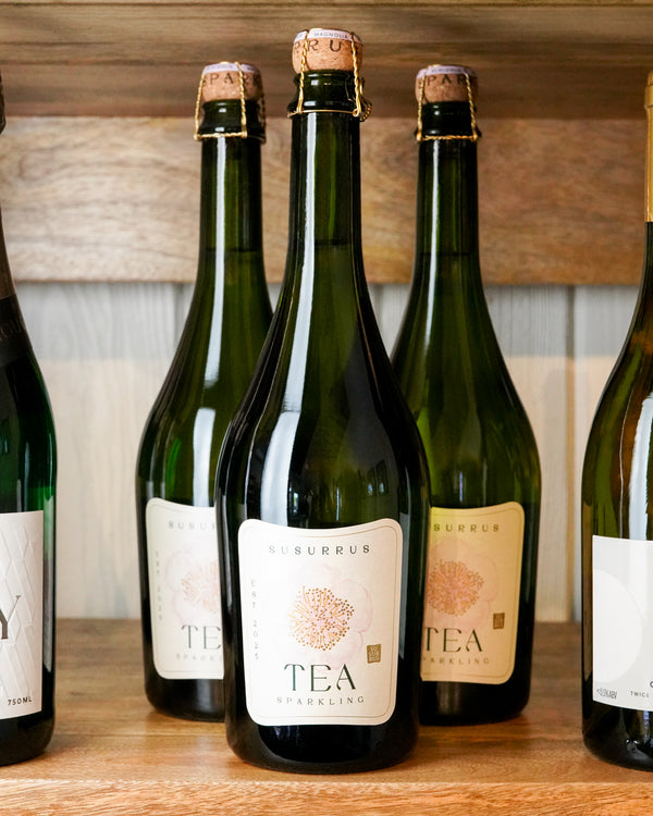 Susurrus Sparkling Tea Magnolia Oolong Non-Alcoholic NV